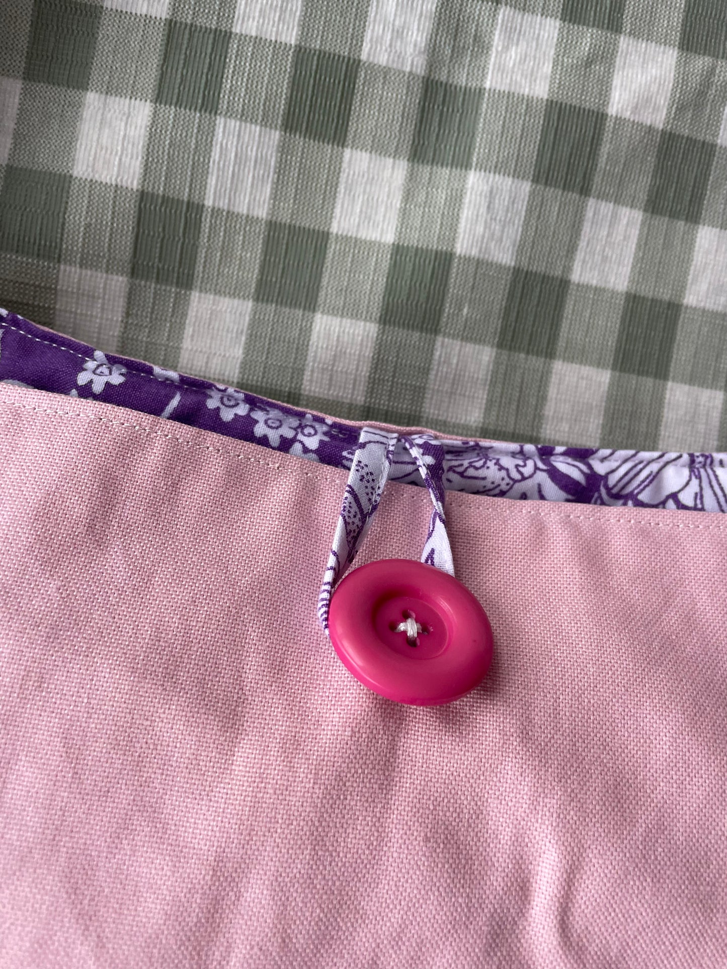 Flipside Slouch in Purple Floral/Pink