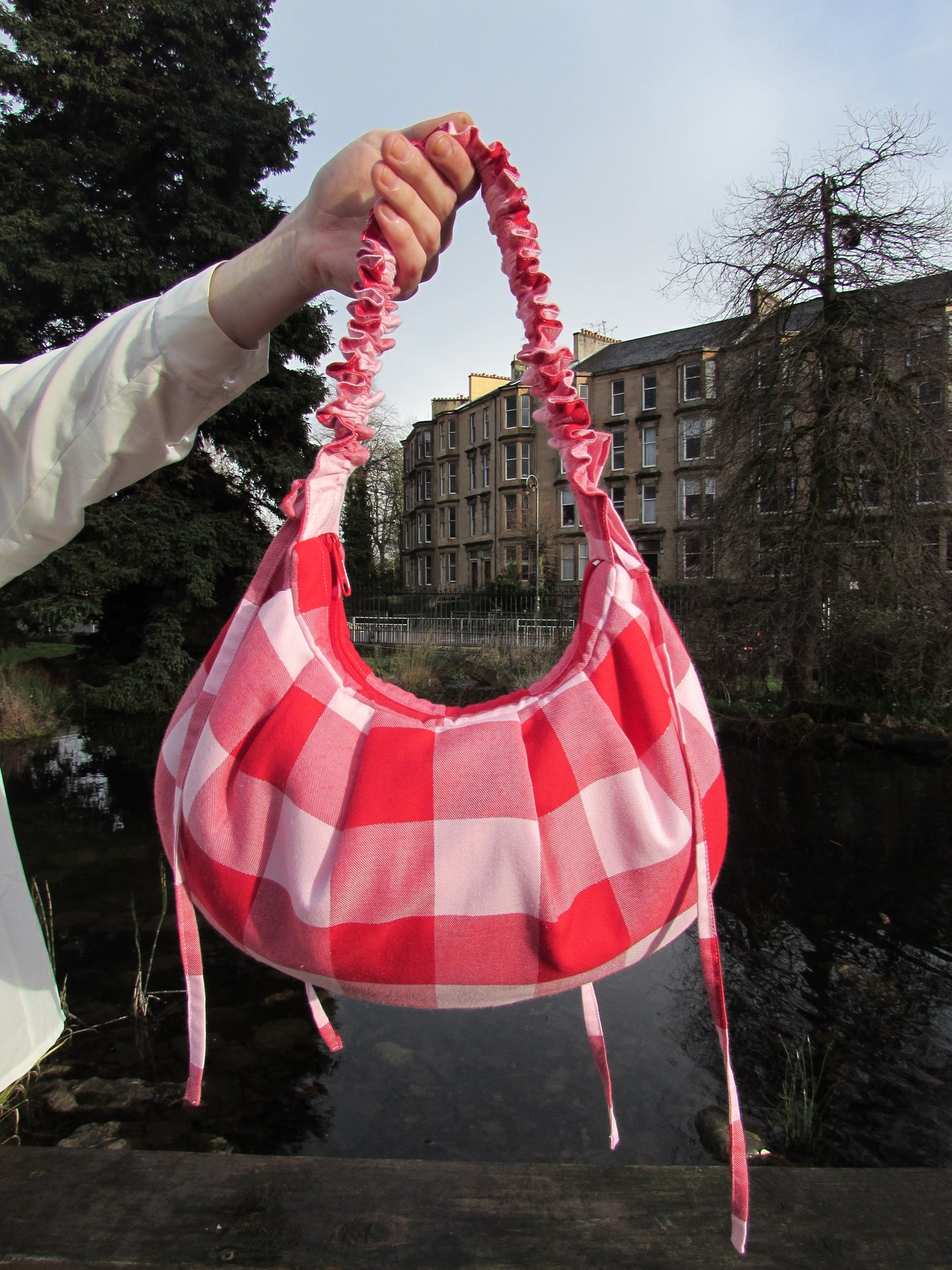 Wee Bonnie Bag in Strawberry Picnic
