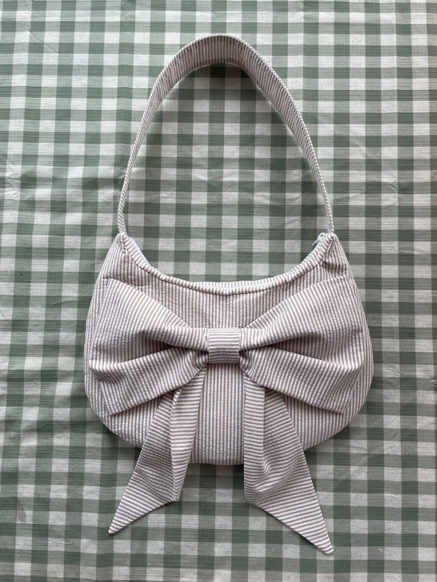 Bow Bag in Beige/White Stripe