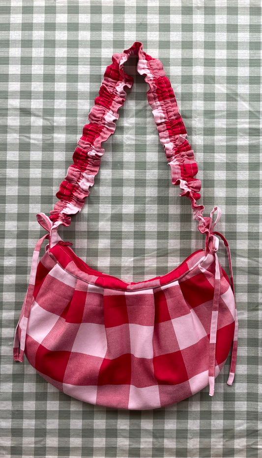 Wee Bonnie Bag in Strawberry Picnic