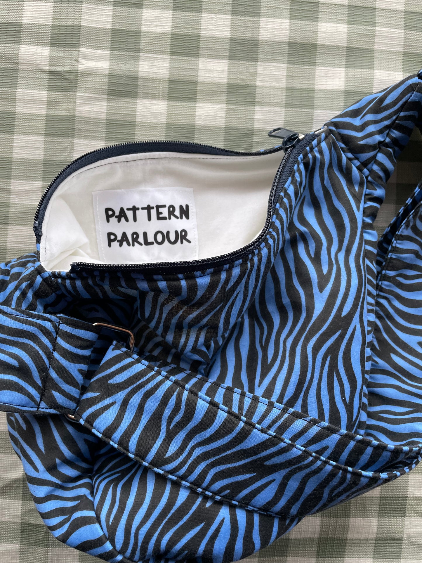 Everyday Bag in Blue Zebra