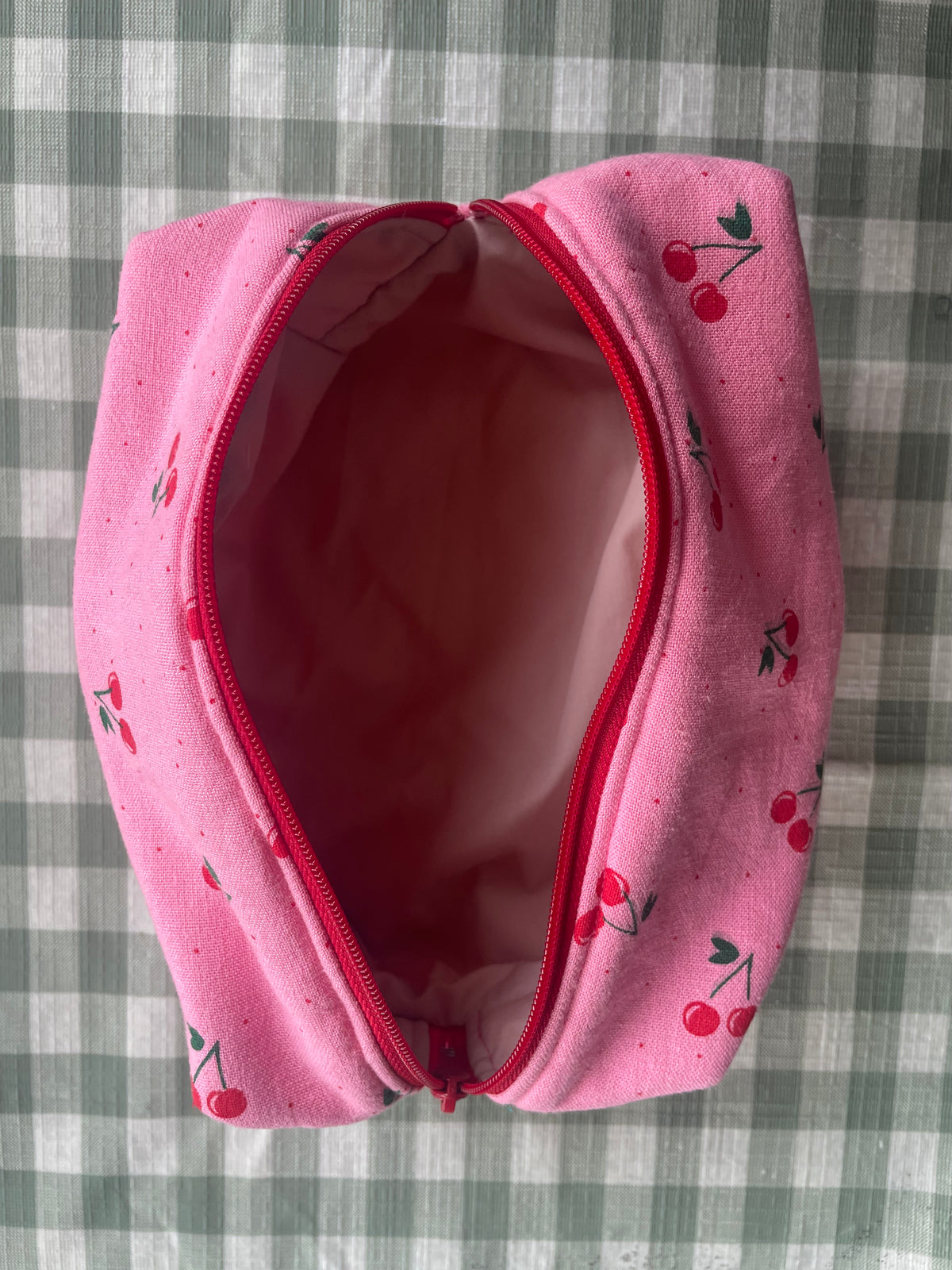 Isla Makeup Bag in Sweet Cherry