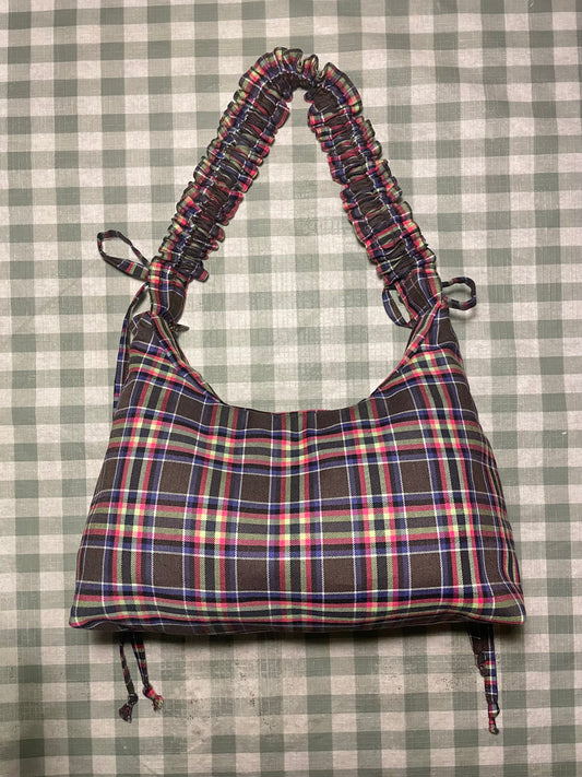 Wee Braw Bag in Bramble Tartan